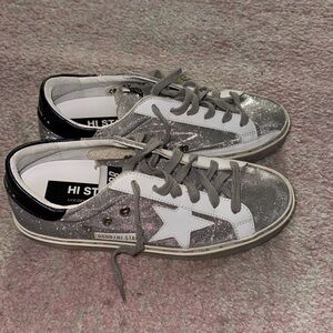 BRAND NEW NEVER WORN Golden Gooses!